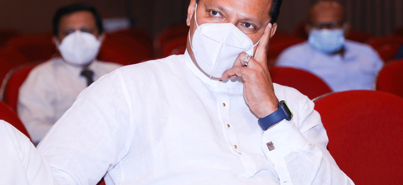 පුළුවන්නම් අපි එළියට දාන්න එතකොට බලාගන්න පුළුවන්
